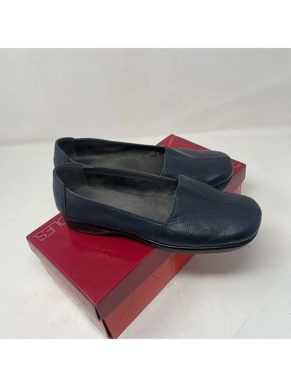 Aerosoles Womens Blue Leather Cutout Flats Size 9 Shoes